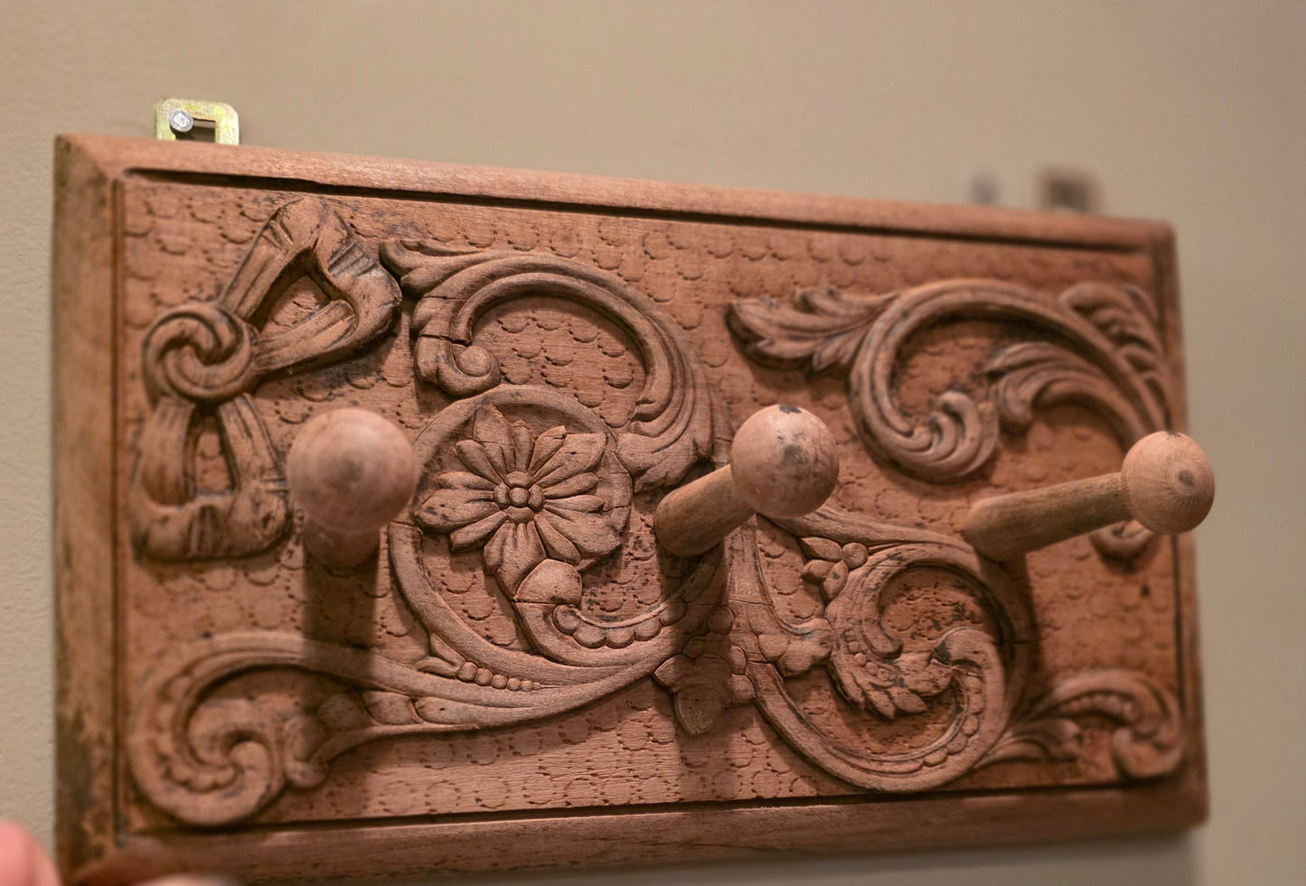 Rustic 3 hook rack with Carved Wood Embellishments