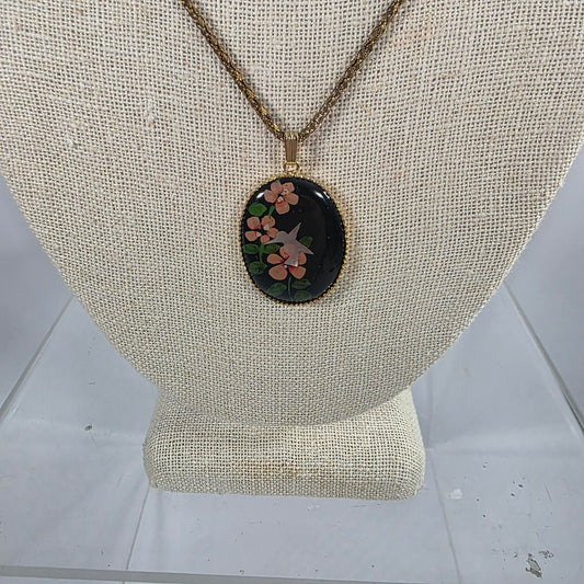 Vintage 1970s oval lacquer hummingbird pendant necklace