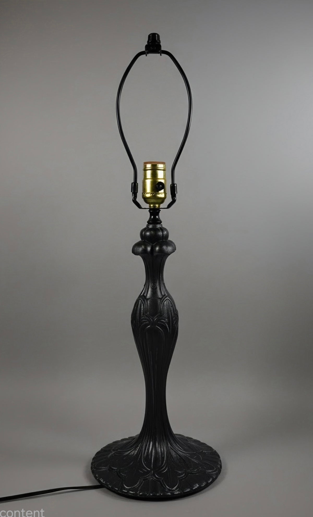 Art Nouveau-style Metal table Lamp