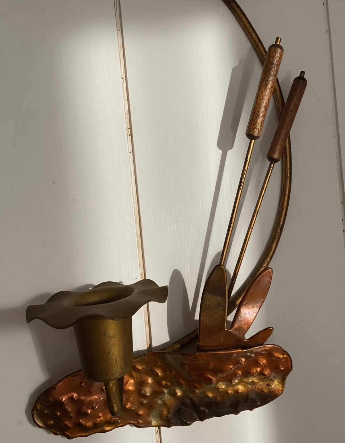 Vintage Mid-Century Modern Flying Geese and catails Metal Wall Sconce