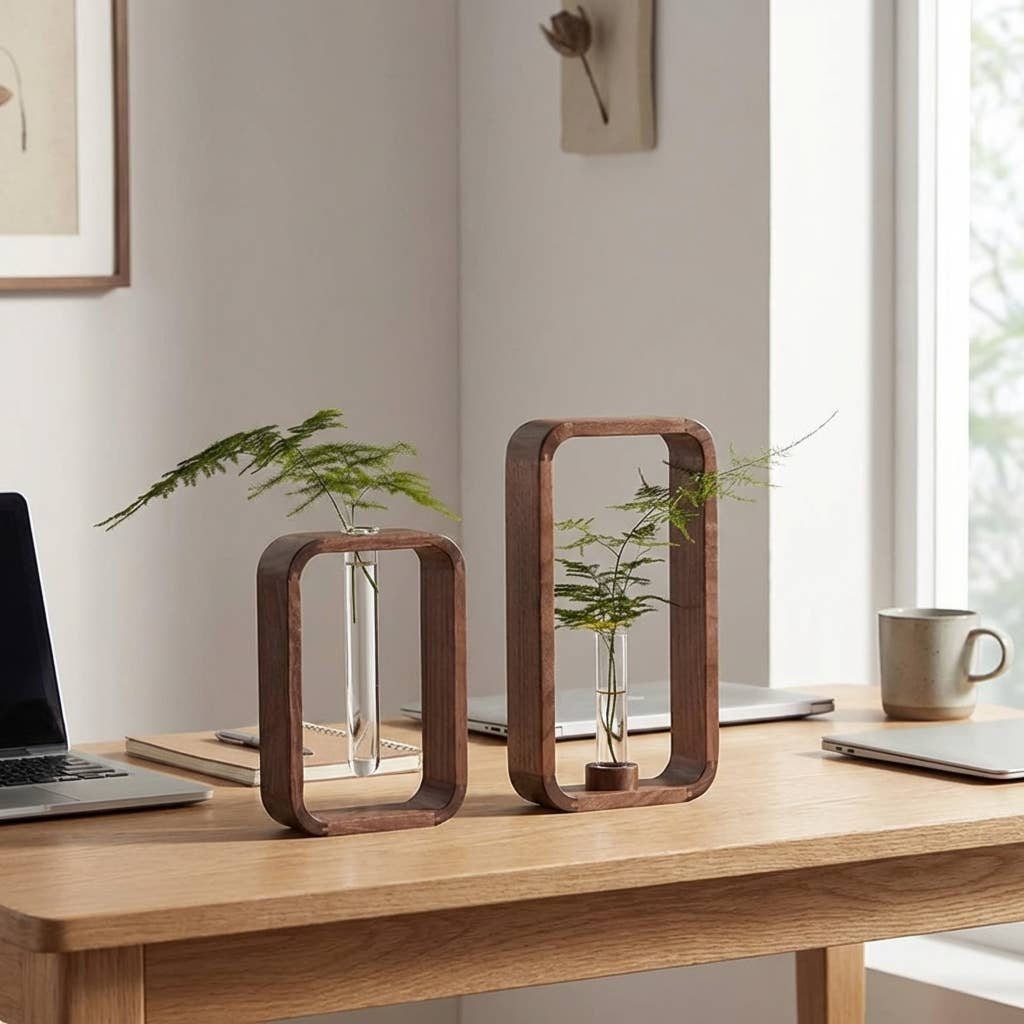 Wood Hydroponic Vase: 2