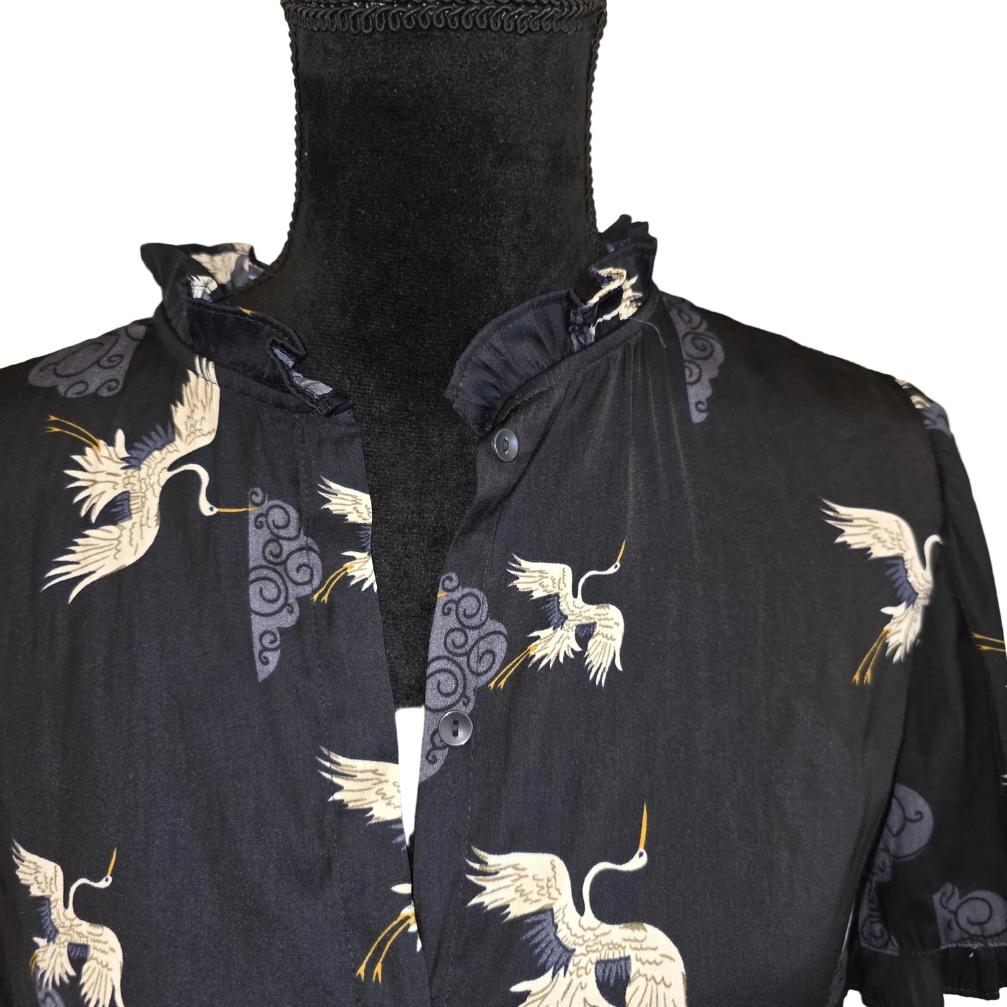 ttahari Shirt size large